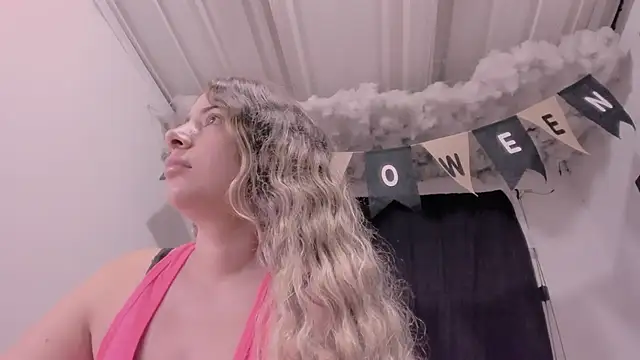 Lauu G online show from 23, 10, 2025