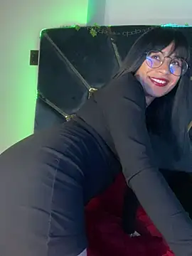 Jade Zephyra online show from 21, 3, 2025