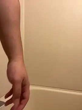 YU-KI00 online show from 3, 11, 2025