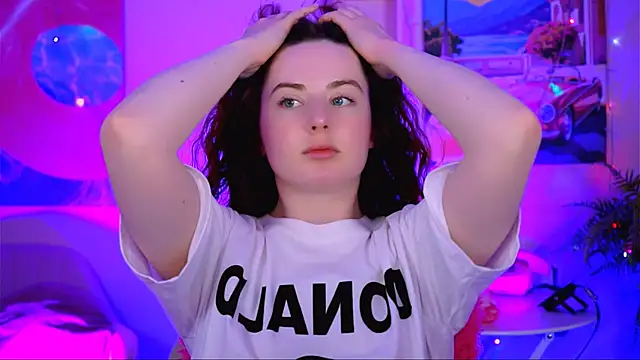 Snapshot of AnnTerry_ chatting on 27, 10, 2025 AnnTerry online show from 27, 10, 2025