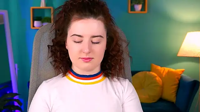 AnnTerry  online show from 21, 2, 2025