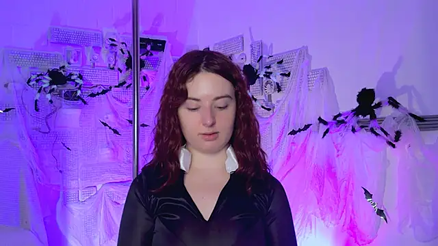 Snapshot of AnnTerry_ chatting on 21, 10, 2025 AnnTerry online show from 21, 10, 2025