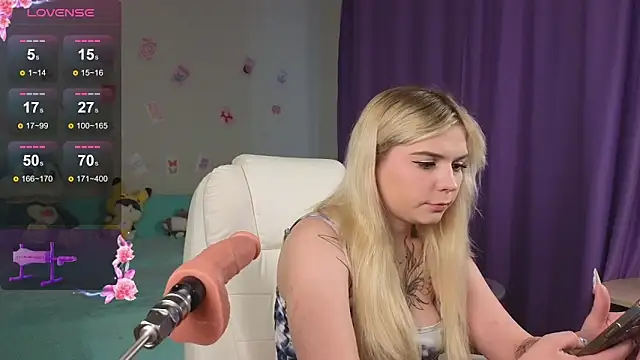 Snapshot of Kate_Legend chatting on 2, 11, 2025 Kate Legend online show from 2, 11, 2025