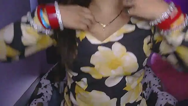 cutie-taara online show from 7, 6, 2026