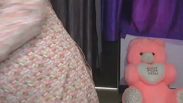 cutie-taara online show from 20, 3, 2026