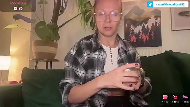 MelodyRoseUk online show from 21, 12, 2025