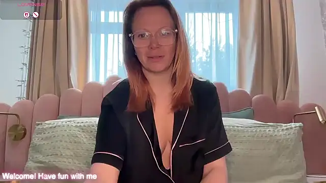 MelodyRoseUk online show from 27, 3, 2026