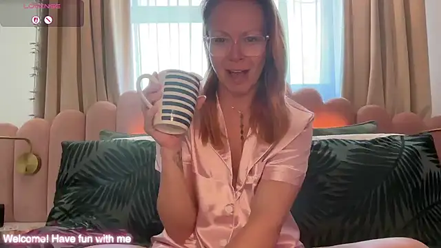 MelodyRoseUk online show from 20, 4, 2026