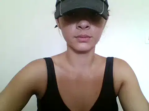 Snapshot of MalindaVip chatting on 6, 3, 2025 MalindaVip online show from 6, 3, 2025