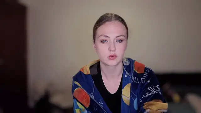 Snapshot of ENGLISHEMILY_69 chatting on 9, 1, 2026 ENGLISHEMILY 69 online show from 9, 1, 2026