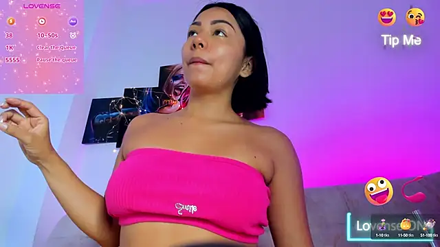 ZoeBruneet online show from 8, 12, 2024