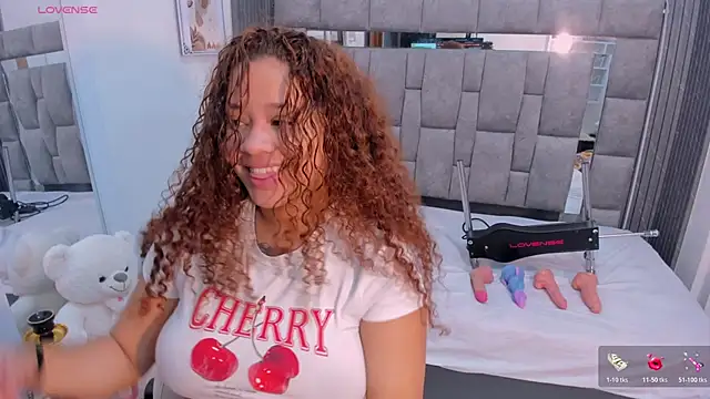 zulyjones online show from 25, 3, 2026