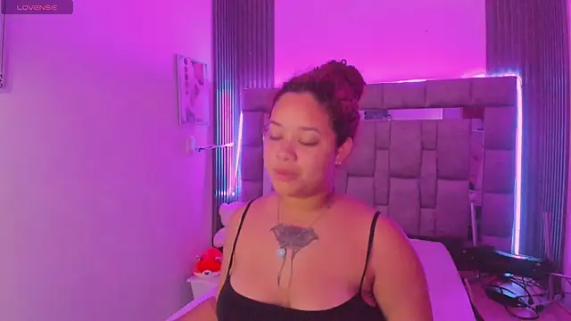 zulyjones online show from 22, 4, 2026