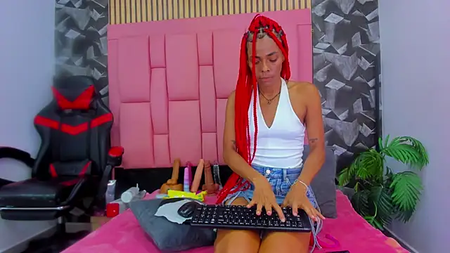 Brithanyslim online show from 4, 4, 2026