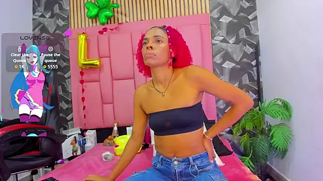 Brithanyslim online show from 24, 3, 2026