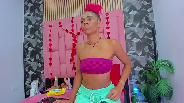 Brithanyslim online show from 23, 2, 2026