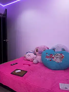 Snapshot of tamy_ian chatting on 11, 4, 2026 tamy ian online show from 11, 4, 2026