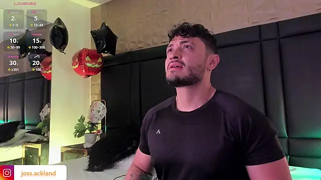 Snapshot of JossAckland chatting on 26, 10, 2025 JossAckland online show from 26, 10, 2025