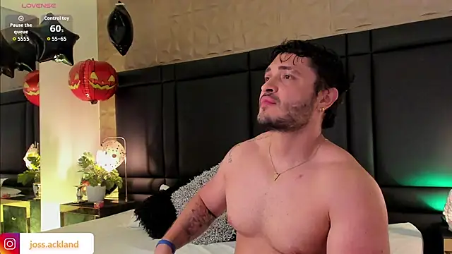 Snapshot of JossAckland chatting on 21, 10, 2025 JossAckland online show from 21, 10, 2025