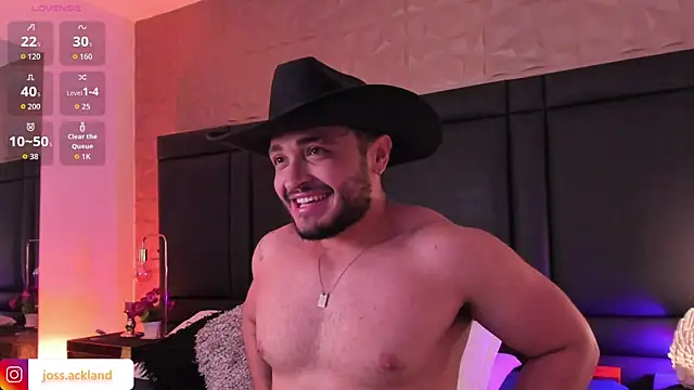 Snapshot of JossAckland chatting on 9, 11, 2025 JossAckland online show from 9, 11, 2025