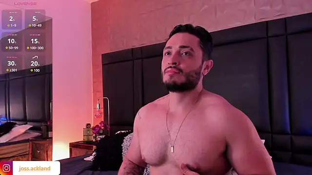 Snapshot of JossAckland chatting on 15, 11, 2025 JossAckland online show from 15, 11, 2025