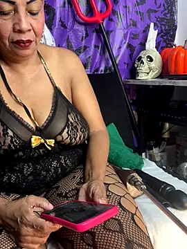 chiquimaturesexy online show from 26, 10, 2025