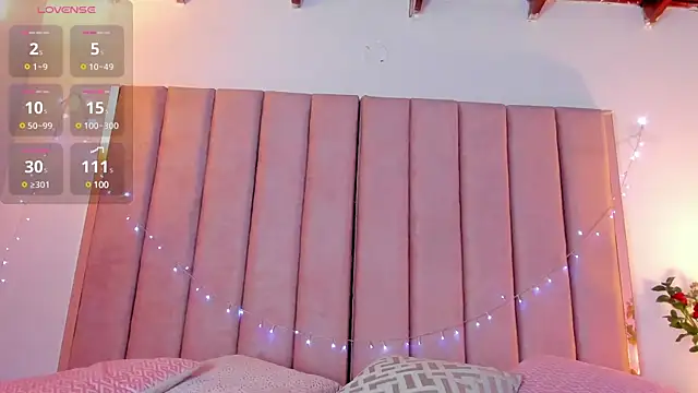 VICTORIA RASH online show from 30, 1, 2025