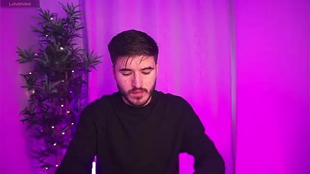 Tony Wylie online show from 3, 11, 2025