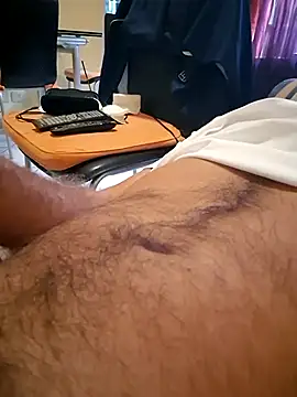 1talianBeutifulCock online show from 9, 11, 2025