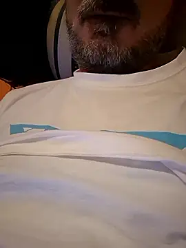 1talianBeutifulCock online show from 14, 1, 2026