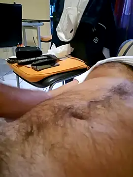 Snapshot of 1talianBeutifulCock chatting on 3, 1, 2025 1talianBeutifulCock online show from 3, 1, 2025