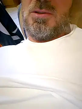 Snapshot of 1talianBeutifulCock chatting on 15, 3, 2025 1talianBeutifulCock online show from 15, 3, 2025
