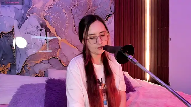 centaurigirl online show from 21, 11, 2025