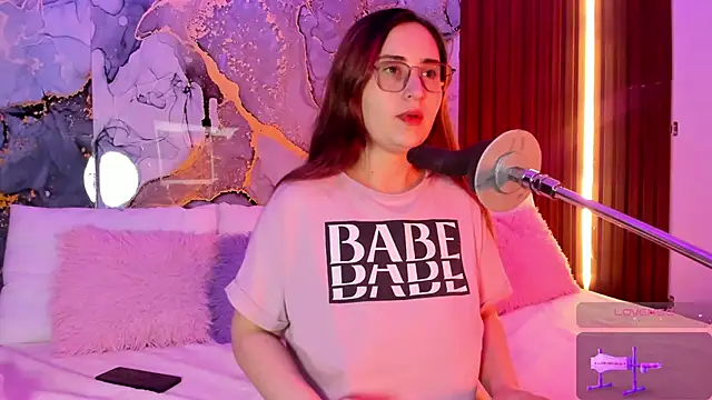 centaurigirl online show from 27, 10, 2025