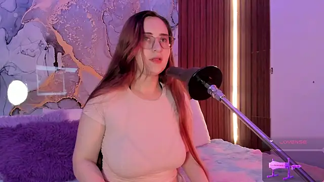 centaurigirl online show from 28, 10, 2025