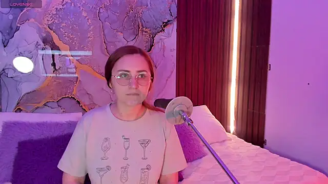 centaurigirl online show from 11, 1, 2026