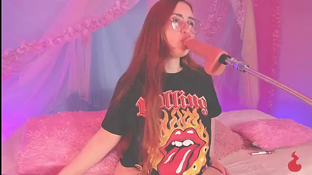 centaurigirl online show from 17, 5, 2026