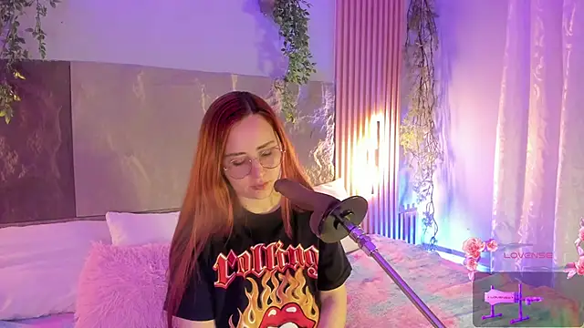 centaurigirl online show from 6, 2, 2026