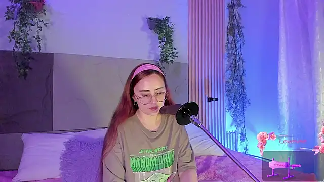 centaurigirl online show from 11, 2, 2026