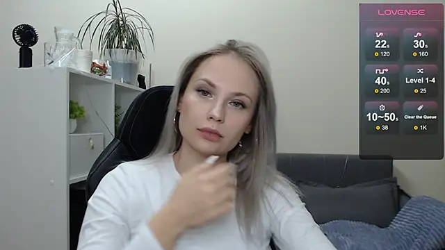 Sunny bunny6 online show from 20, 1, 2025