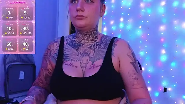 Lisacasandra online show from 8, 2, 2025