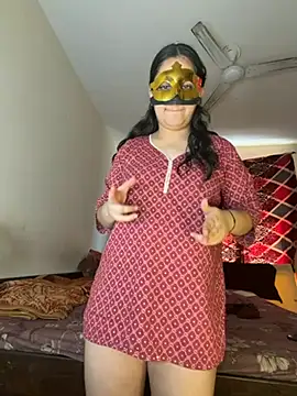 STEP SISTER1 online show from 25, 6, 2026