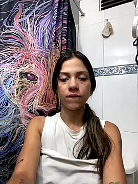 Petite amor2 online show from 29, 10, 2025