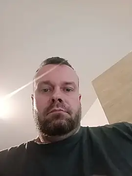 mikaaaaase online show from 9, 4, 2026