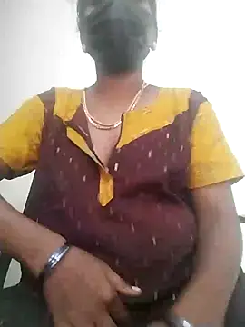 Snapshot of Preethytamilsexy chatting on 15, 1, 2025 Preethytamilsexy online show from 15, 1, 2025