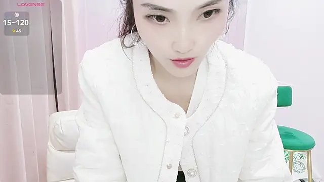 Snapshot of Mimiki-oo chatting on 2, 2, 2025 Mimiki-oo online show from 2, 2, 2025