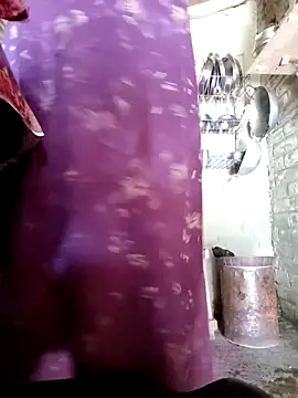 BERRY 00 online show from 7, 2, 2026