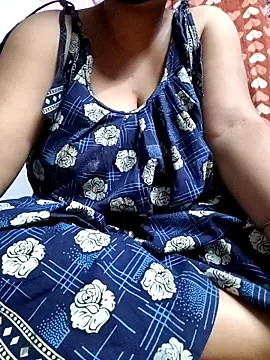 BERRY 00 online show from 28, 2, 2026