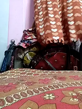 BERRY 00 online show from 3, 4, 2026