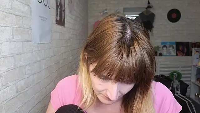 Nika Kitten online show from 23, 4, 2026